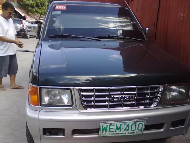 Isuzu SLX