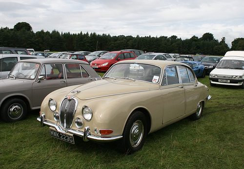 Jaguar Mk I 34litre saloon