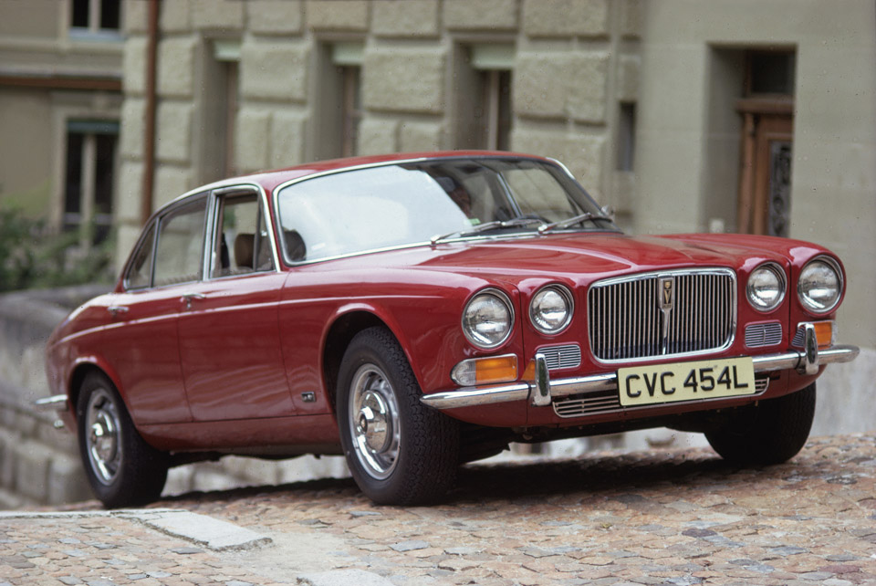 Jaguar XJ6L