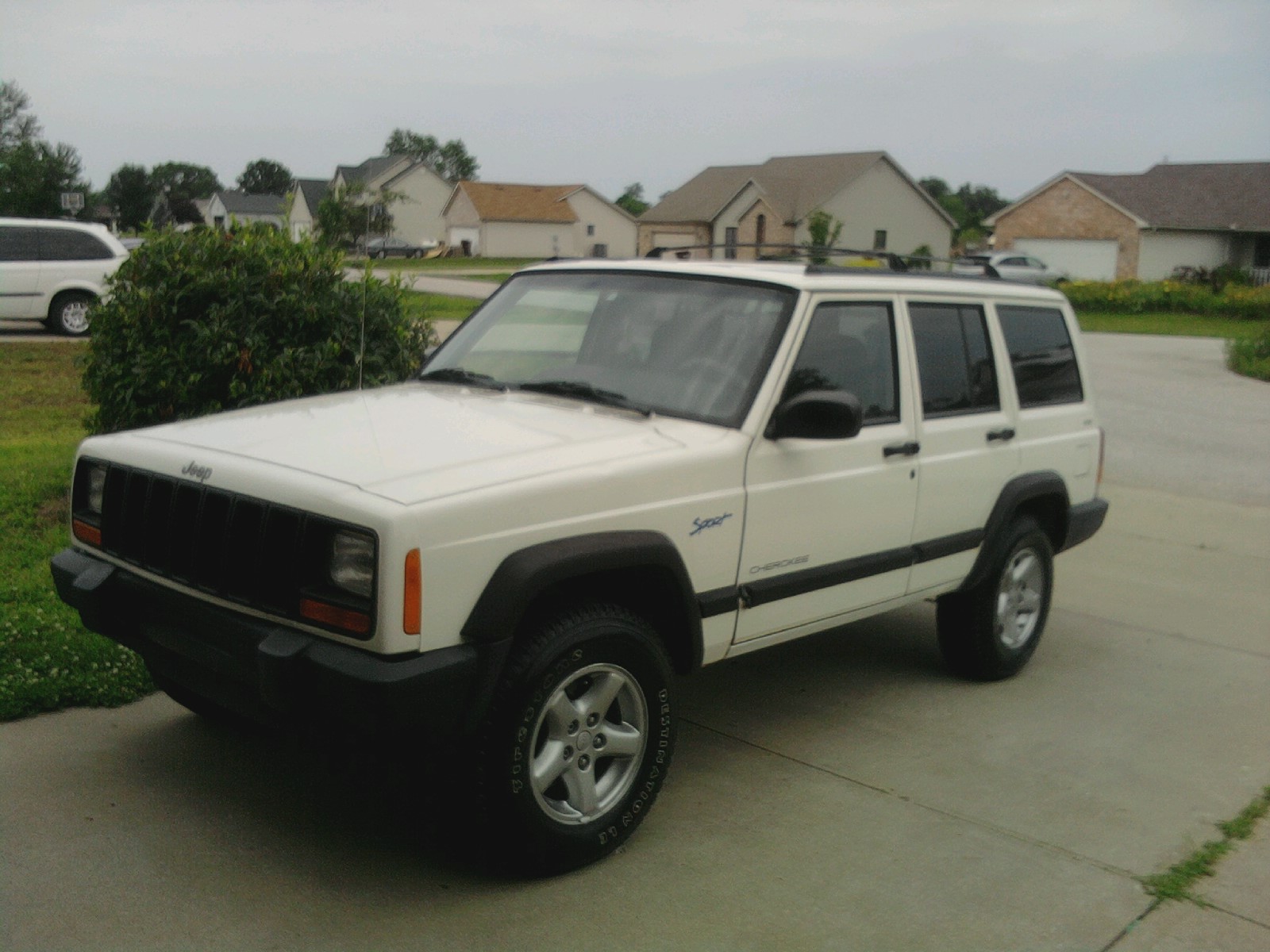 Jeep Cherokee 40L Sport