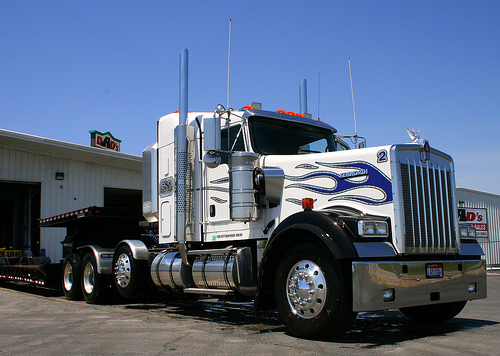 Kenworth W900