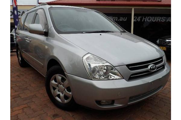 Kia Grand Carnival EX