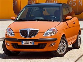 Lancia Ypsilon Momo Design