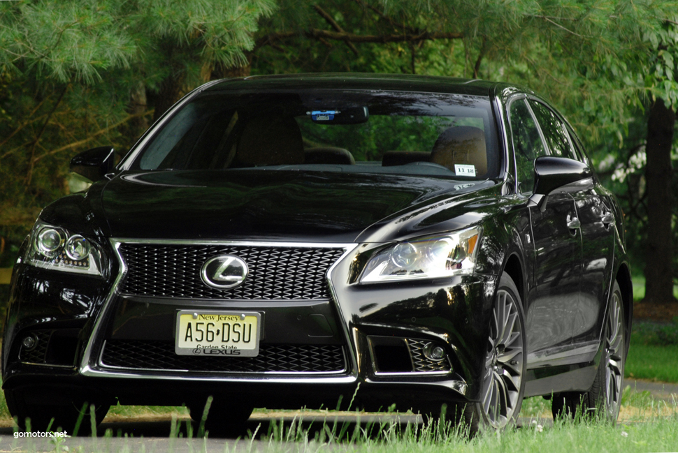 Lexus LS 460 F Sport AWD