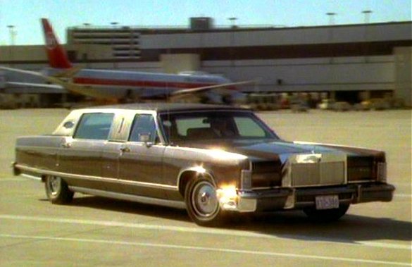 Lincoln Continental Town Car