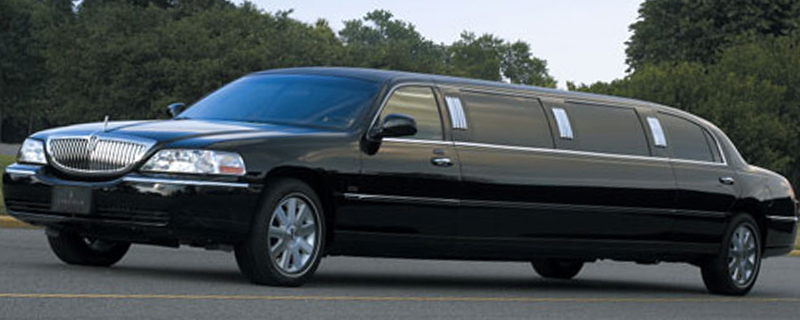 Lincoln Towncar Limo