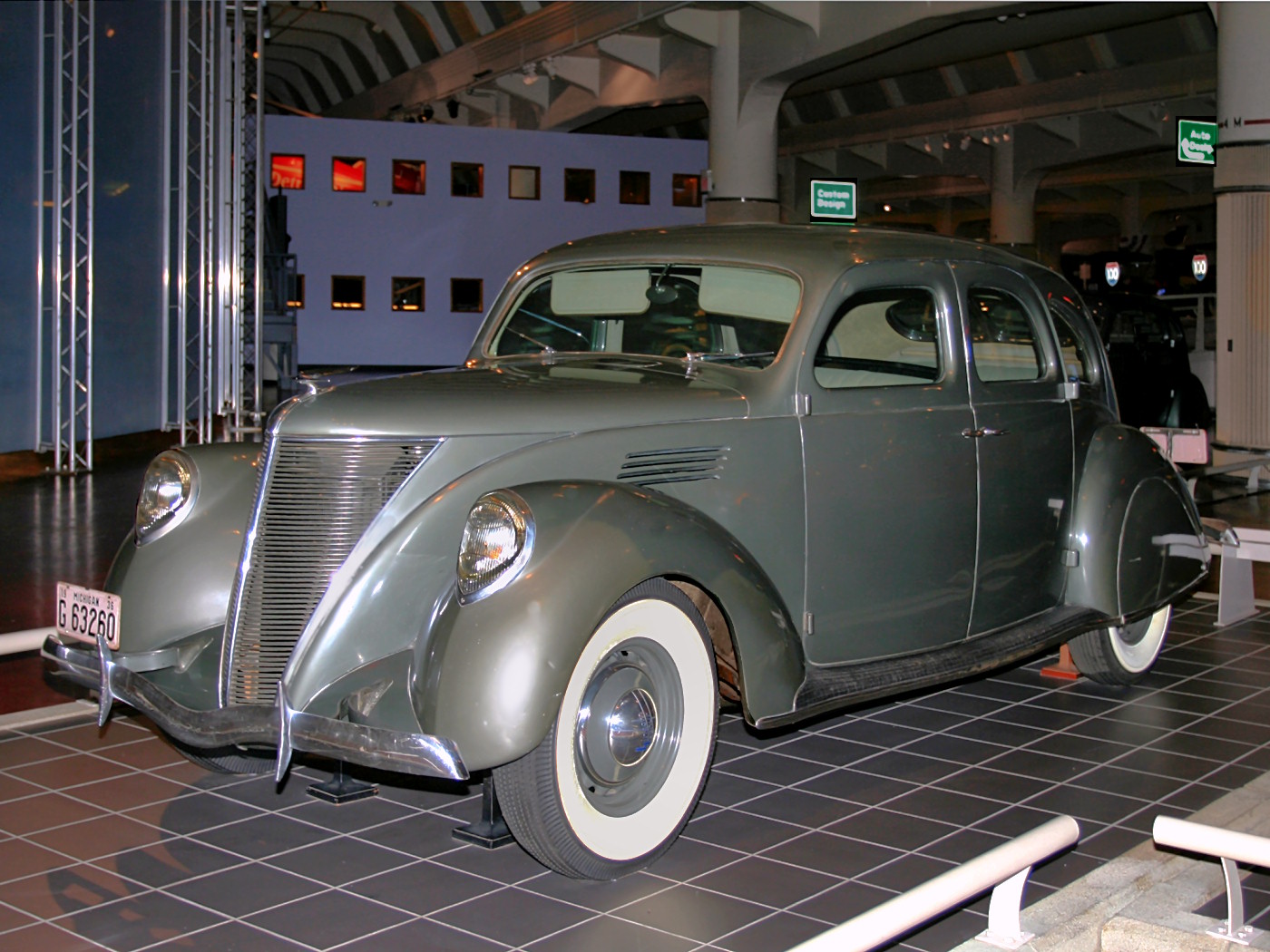 Lincoln Zephyr 4 Door Sedan