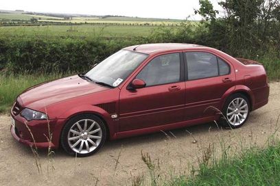 MG ZS180