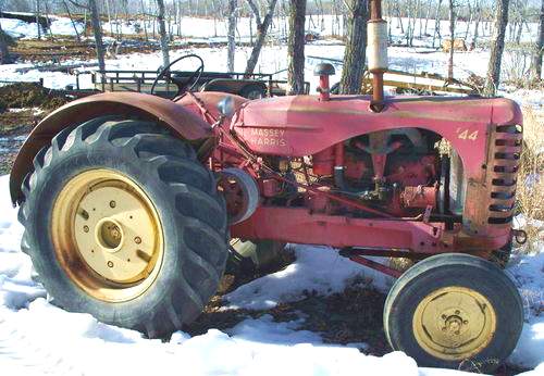 Massey-Harris Model 44