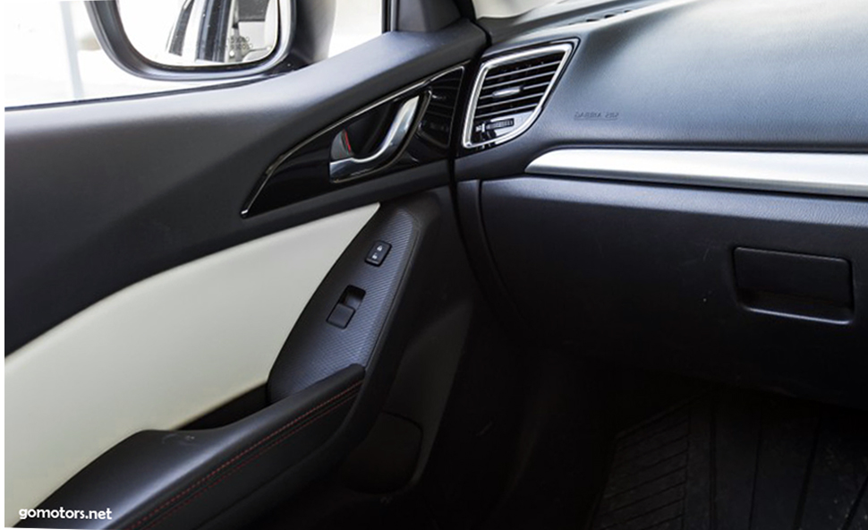 2015 Mazda 3 2,5L Manual Hatchback