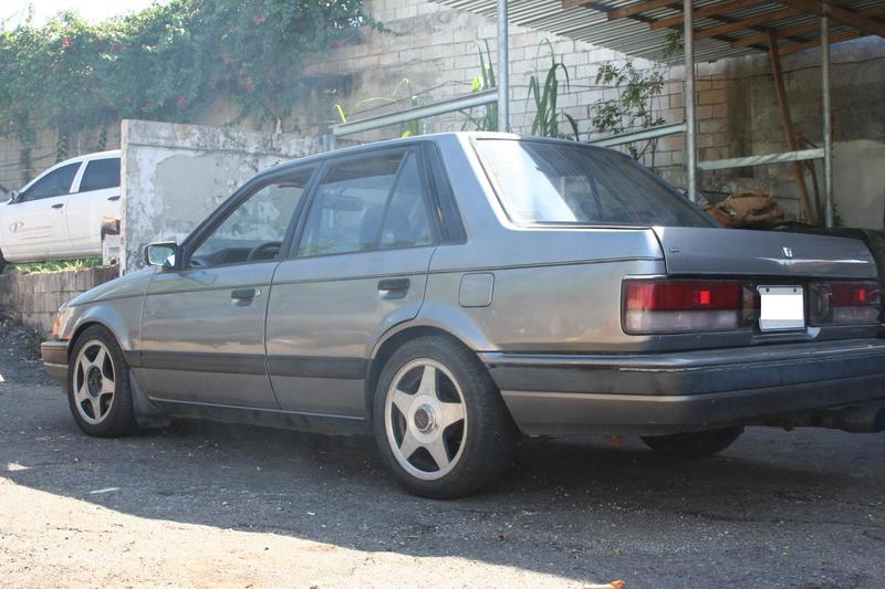 Mazda 323 GT