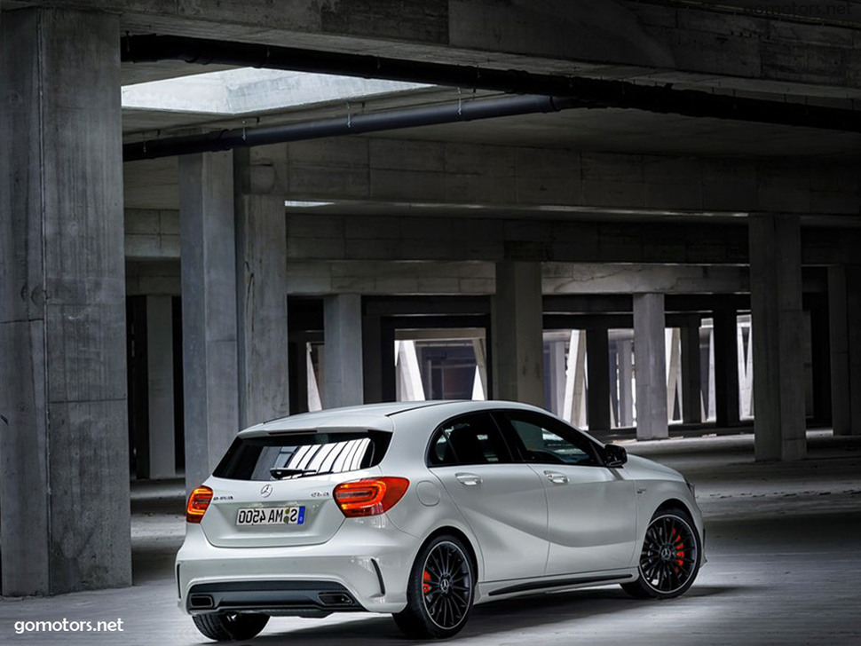 2014 Mercedes-Benz A45 AMG