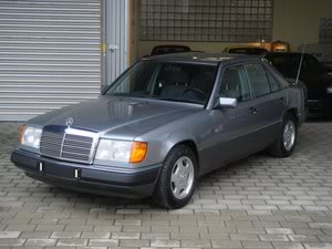 Mercedes-Benz 200E