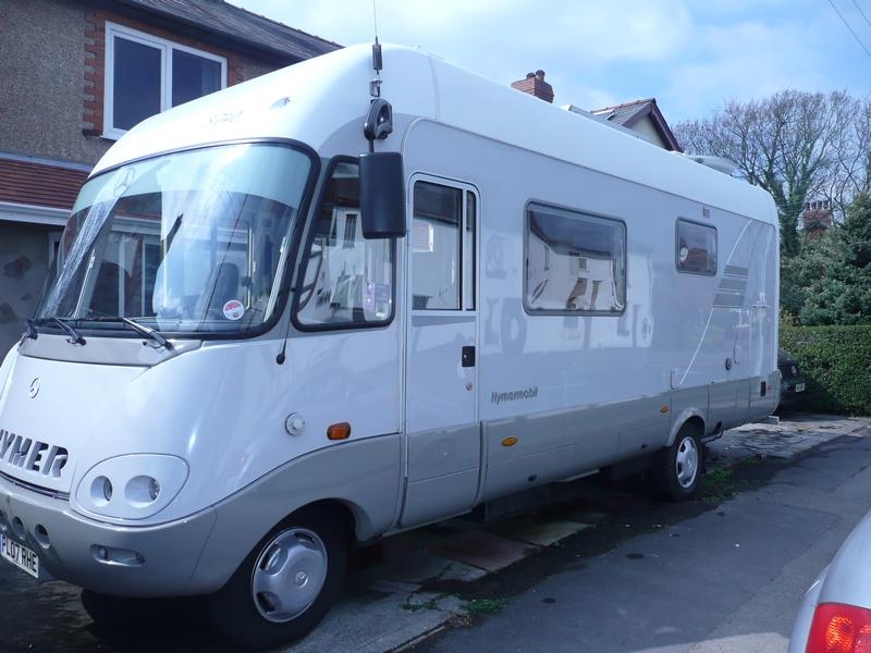 Mercedes-Benz Hymer S740