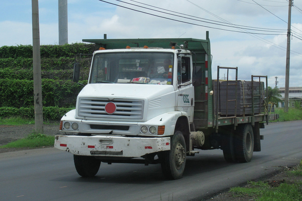 Mercedes-Benz L 1418 R