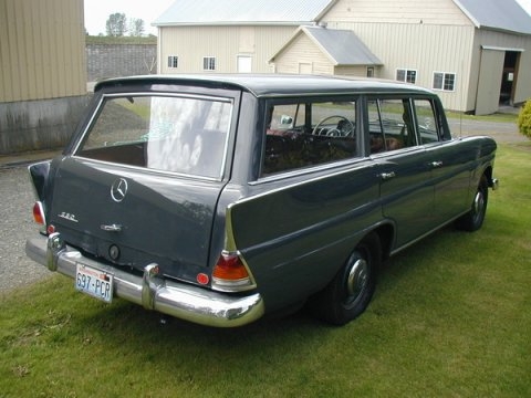 Mercedes-Benz W111