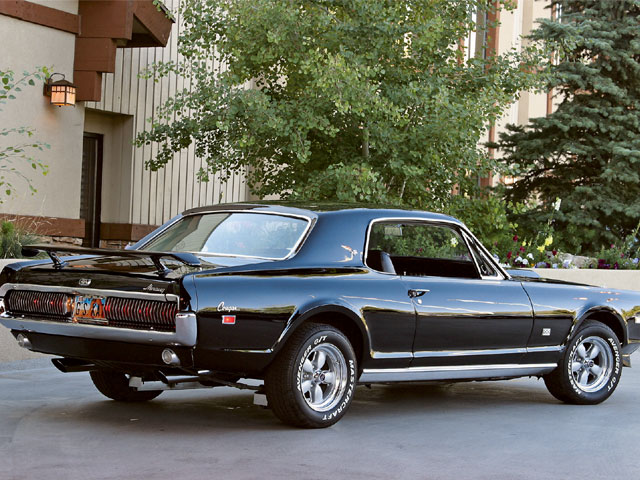 Mercury Cougar XR-7