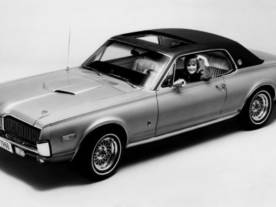 Mercury Cougar XR7-G