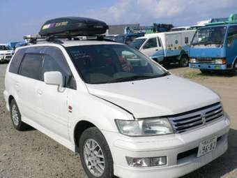 Mitsubishi Chariot Grandis