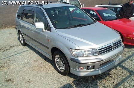 Mitsubishi Chariot Grandis