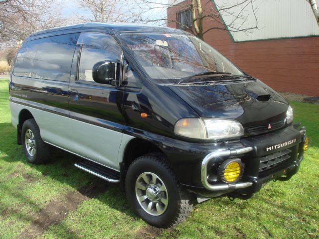 Mitsubishi Delica Exceed