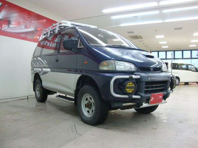 Mitsubishi Delica Space Gear Chamonix 2800 Turbo 4WD