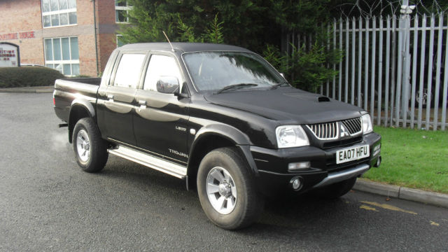 Mitsubishi L200 25D 4WD