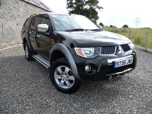 Mitsubishi L200 25D Crew Cab 4WD