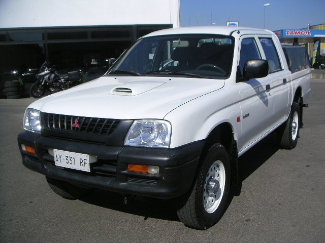 Mitsubishi L200 32 V6