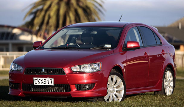 Mitsubishi Lancer 15 Liftback