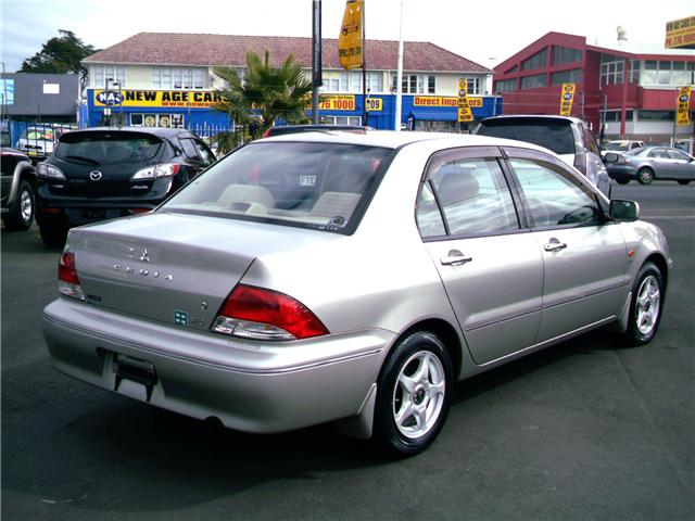 Mitsubishi Lancer Cedia SE-G