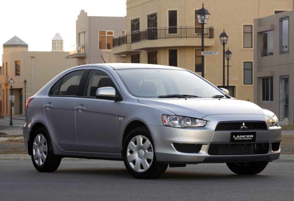 Mitsubishi Lancer ES Hatch