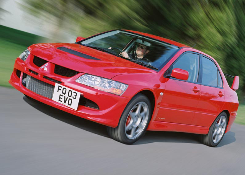 Mitsubishi Lancer Evolution VIII FQ-300