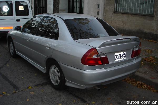 Mitsubishi Lancer GLXi 16