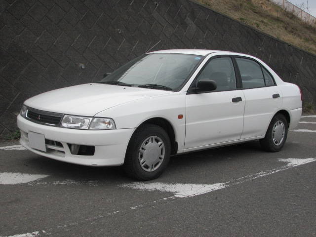 Mitsubishi Mirage VIE