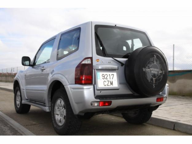 Mitsubishi Montero GLS 32 Di-D