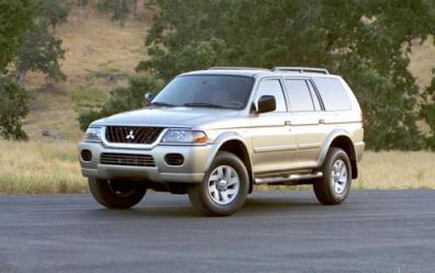 Mitsubishi Montero Sport XLS