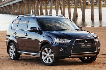 Mitsubishi Outlander VR-X