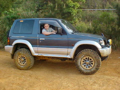 Mitsubishi Pajero 2500 Turbo