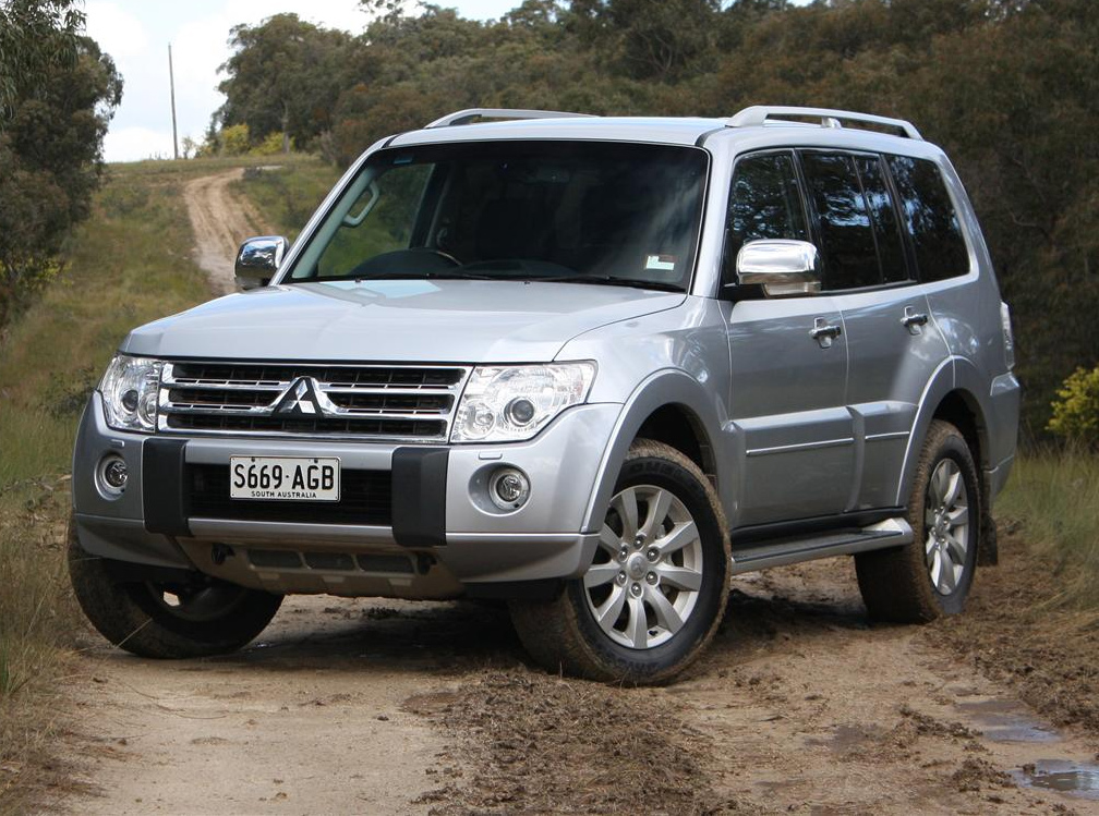 Mitsubishi Pajero Exceed