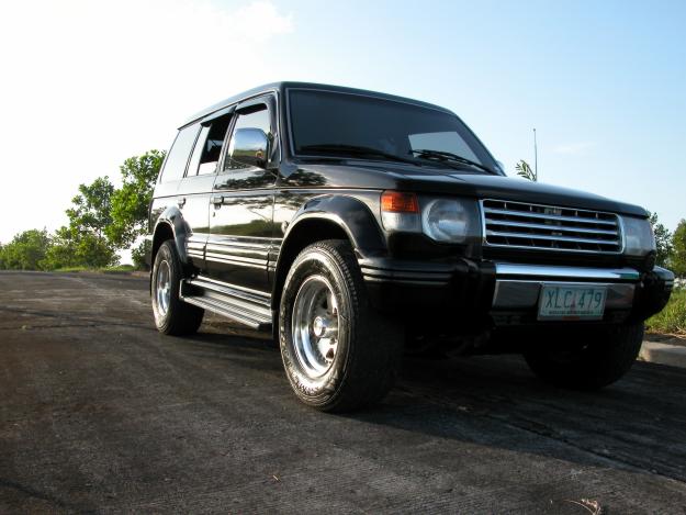 Mitsubishi Pajero Exceed