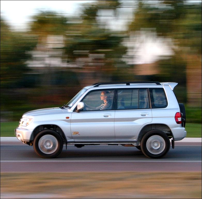 Mitsubishi Pajero iO