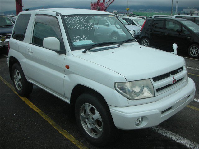 Mitsubishi Pajero iO