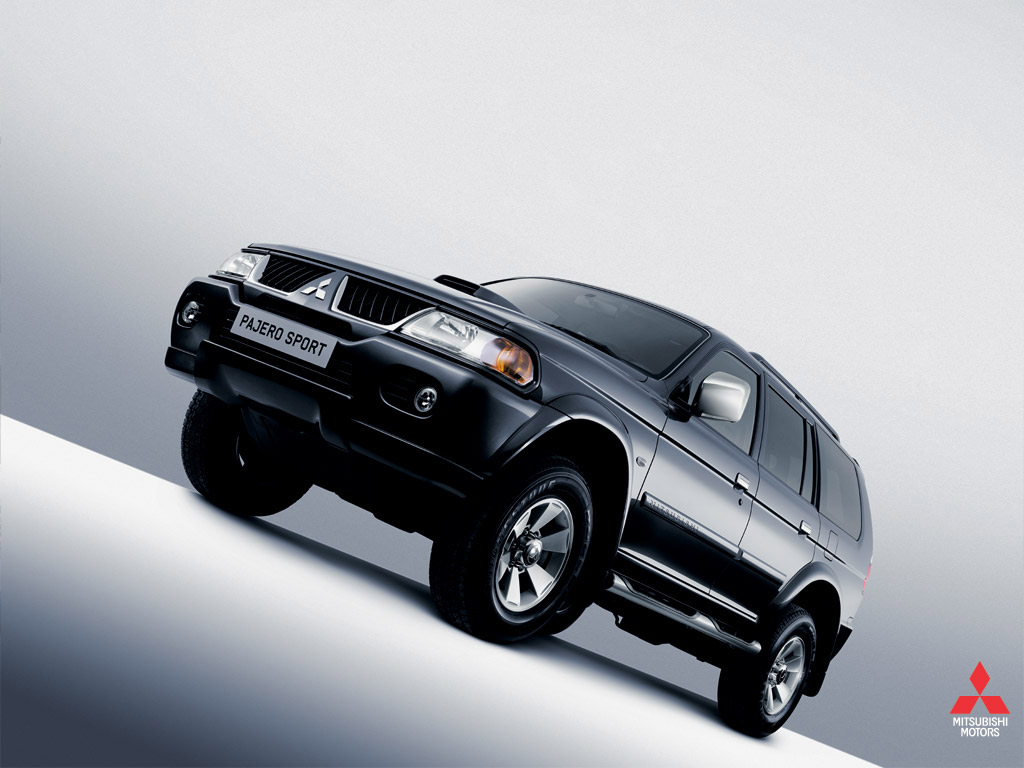 Mitsubishi Pajero Sport 4WD