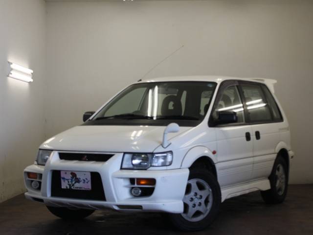 Mitsubishi RVR Hyper Sports Gear