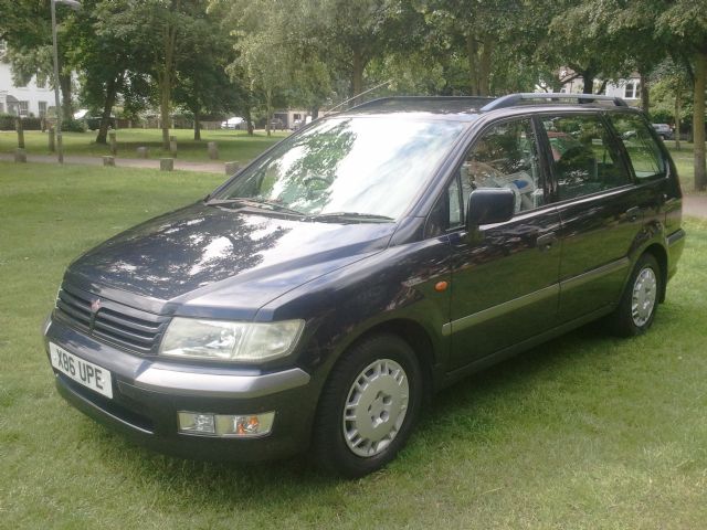 Mitsubishi Sigma 2000 GLX Wagon