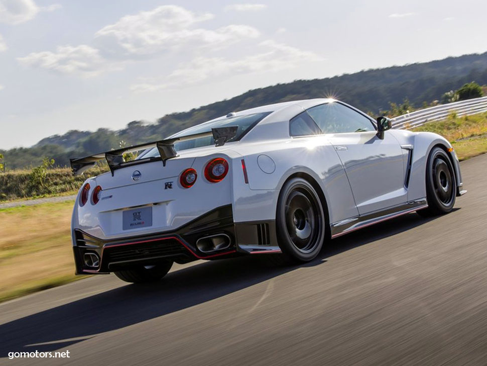 Nissan GT-R Nismo - 2015