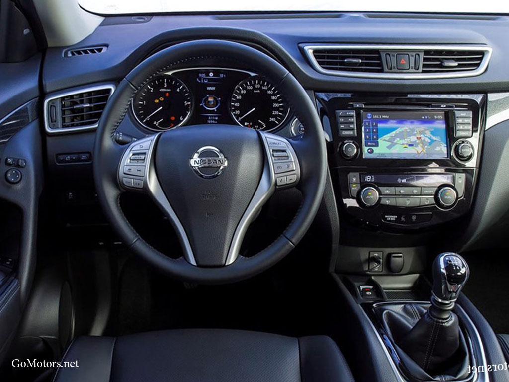 Nissan X-Trail interior 2014