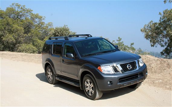 Nissan 4Runner SE-V6