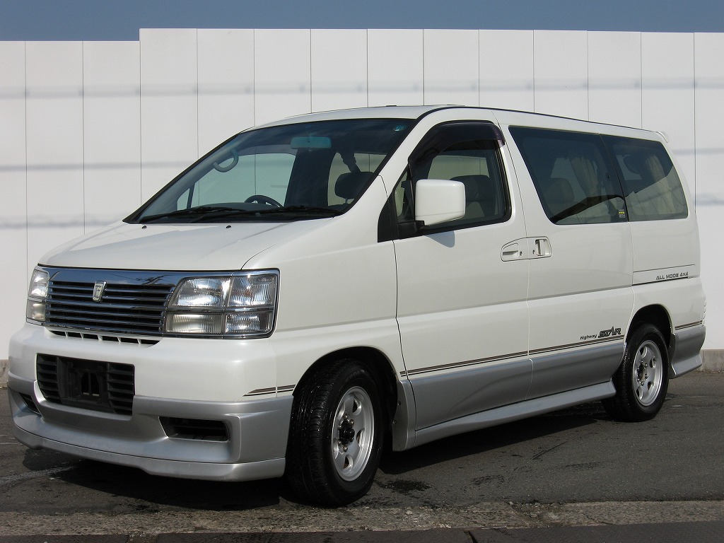 Nissan Elgrand Highway Star